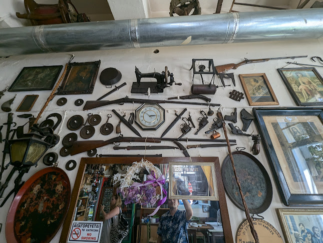 Το Σταυρί - Γαστρονομία και φιλοξενία