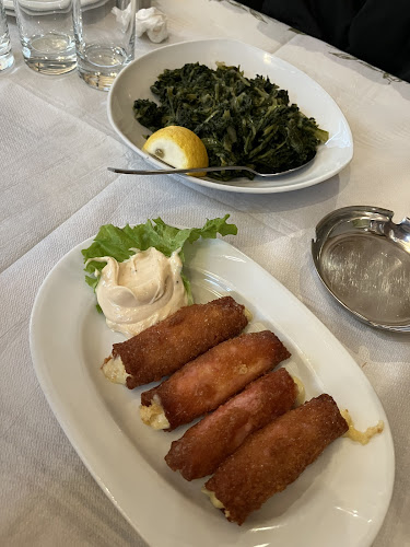 Παλιά Ιστορία - Γαστρονομία και φιλοξενία