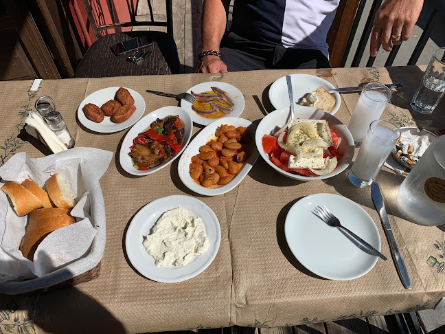 ΠΕΤΡΙΝΟ ΚΑΦΕ-ΜΠΑΡ