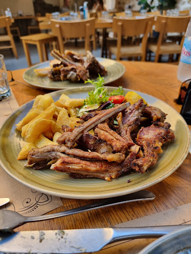 Πετούσης Ταβέρνα (Ηράκλειο)