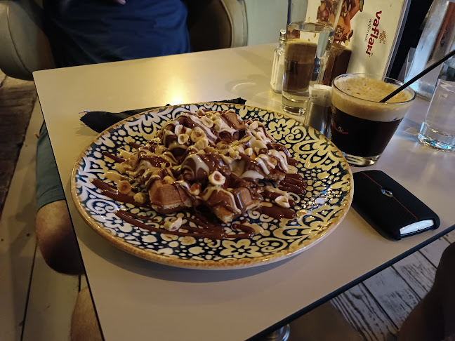 Ramnous - Γαστρονομία και φιλοξενία