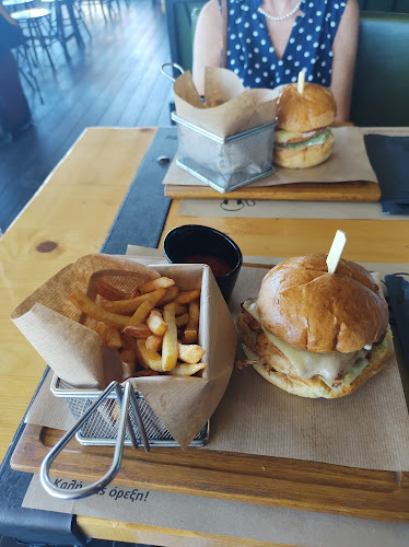 Boiler Food Bar - Γαστρονομία και φιλοξενία