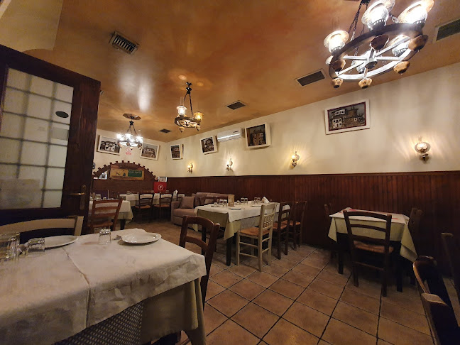 Ταβέρνα "Οινοφροντιστήριον ΕΞΑΡΧΟΣ ΤΣΑΡΔΑΚΑΣ" Ελληνική κουζίνα, Ψητά στη σούβλα. - Βόλος