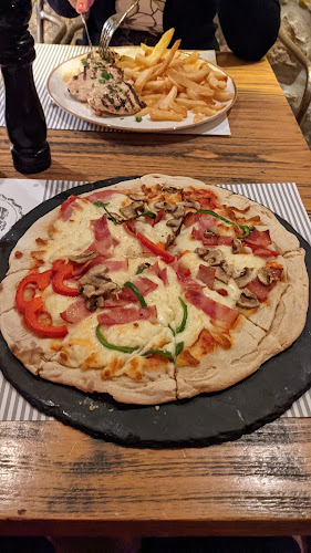 Comentarii opinii despre 33 ΑΔΡΙΑΝΟΥ