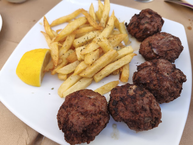 Κουντουριωτη 8, Λαύριο 195 00