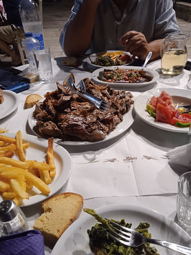 Opinii despre ΤΑ în Πρόσυμνα - Γαστρονομία και φιλοξενία