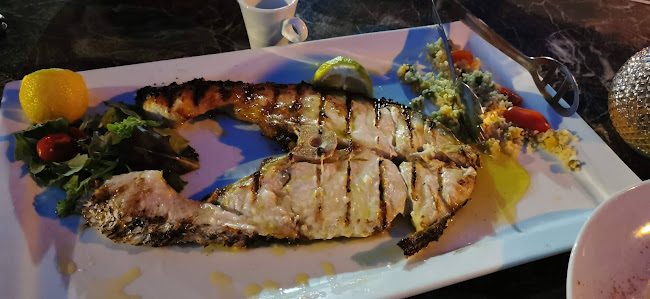 Θέα Θάλασσα - Γαστρονομία και φιλοξενία