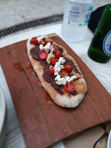 Unnamed Road, Νάουσα 844 01