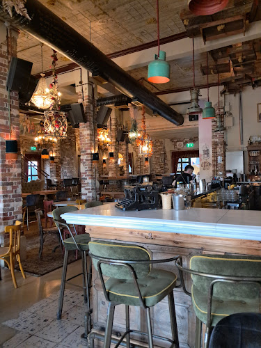 Madania - Γαστρονομία και φιλοξενία