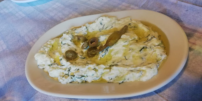 Tavern "To Filaraki"