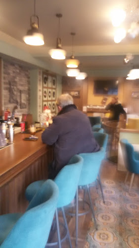 Cafe Bar Roloi, Edessa, 58200, Greece - Έδεσσα