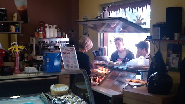 ORAZIO CAFE DONUTS BRAXNEIKA - Γαστρονομία και φιλοξενία