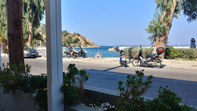 MELOUK CAFE - Γαστρονομία και φιλοξενία