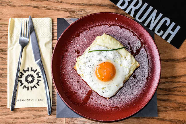 Model Urban Style Bar