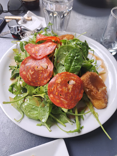 Συντρίμμι Συνεργατικό Καφενείο - Γαστρονομία και φιλοξενία