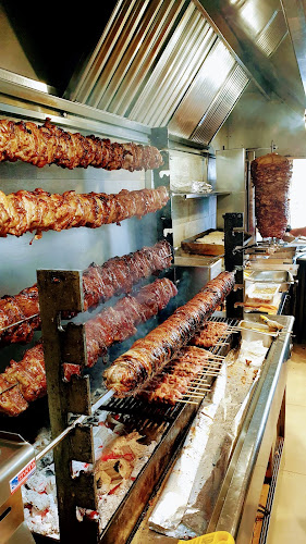 Η ΠΛΑΤΕΙΑ - ΜΑΓΚΛΑΡΑΣ - Νέα Πεντέλη