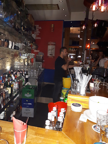 Μπιγκάνου 30, Νάουσα 592 00