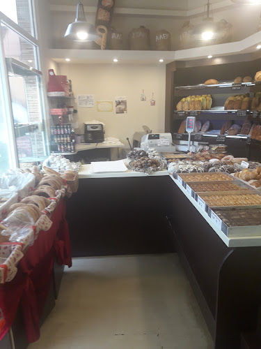 Opinii despre Φούρνοι Φλαμούρη în Πολίχνη - Γαστρονομία και φιλοξενία