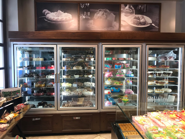 Λεωφ. Μαραθώνος 79, Παλλήνη 153 51