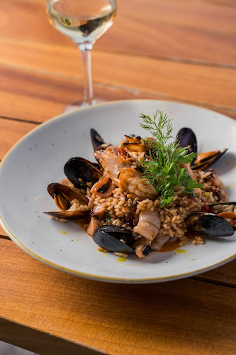 Comentarii opinii despre Veranda Family Restaurant