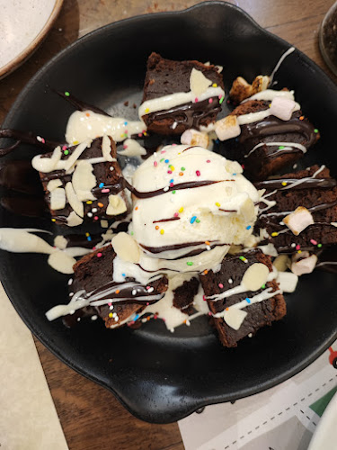 Opinii despre TGI Fridays Golden Hall în Μαρούσι - Γαστρονομία και φιλοξενία