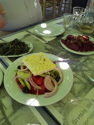 Opinii despre Κρυστάλλης în Πεντέλη - Γαστρονομία και φιλοξενία