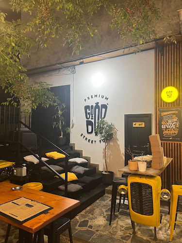 Good dog Peiraias - Πειραιάς