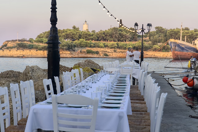 Old Harbour, Σπέτσες 180 50