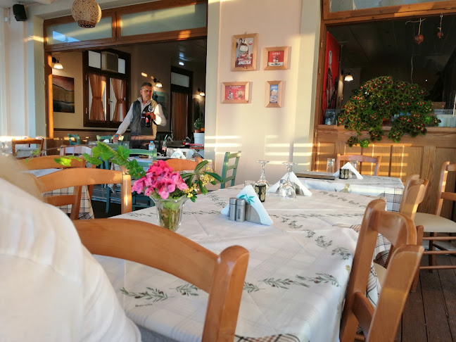 Piperia - Γαστρονομία και φιλοξενία