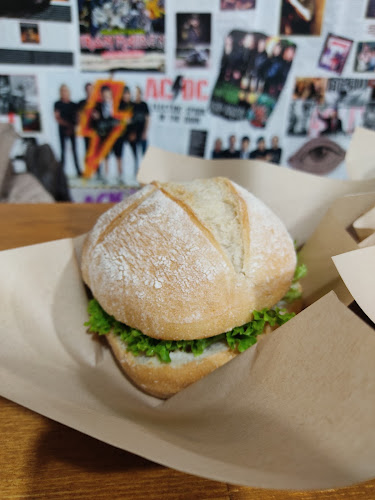 Boogie's Burgers - Γαστρονομία και φιλοξενία