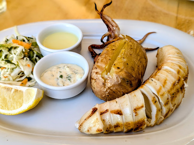 Fokos Φωκός, Άνω Μερά 846 00