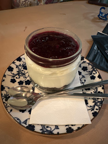 Opinii despre Πιρούνι και Μαχαίρι în Πέρδικα - Γαστρονομία και φιλοξενία