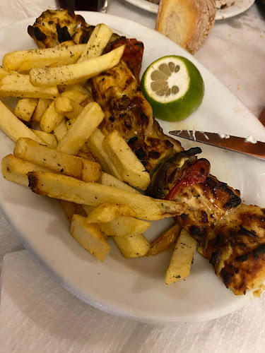 ΡΕΜΟΥΤΣΙΚΟ ΤΑΒΕΡΝΑ