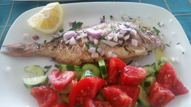 Plaka Beach restaurant - Γαστρονομία και φιλοξενία