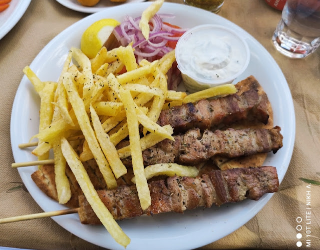 Comentarii opinii despre Ταβέρνα "Παραλία"