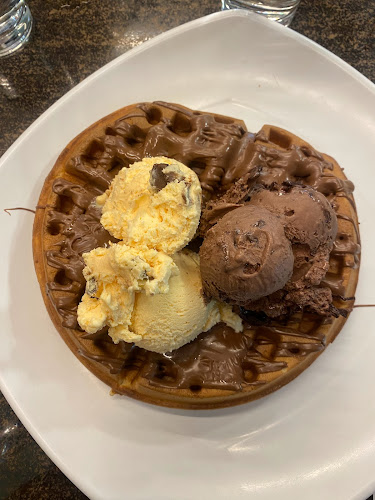 Opinii despre Orange Gelato Vironas în Βύρωνας - Γαστρονομία και φιλοξενία