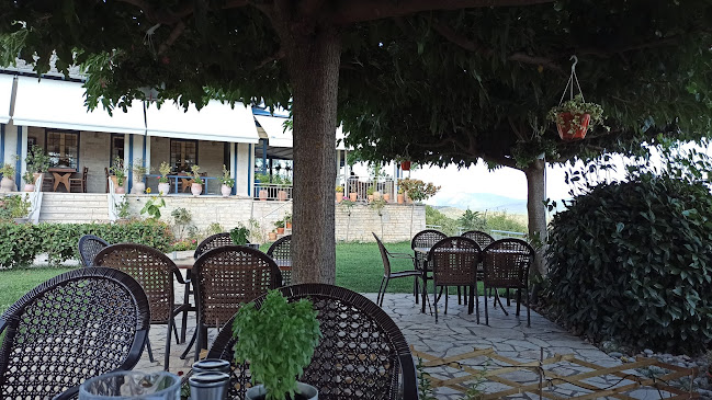 στα ριζά - Ιωάννινα