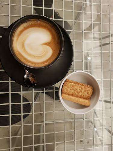 ΥΨΙΛΟΝ - Θεσσαλονίκη