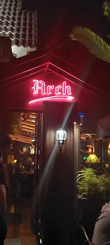 Arch Beer House - Γαστρονομία και φιλοξενία