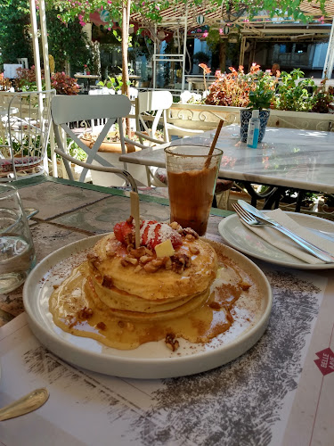 Belle Amie - Πειραιάς