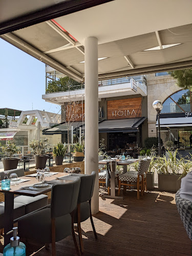 Comentarii opinii despre Akrovoli Restaurant & Oyster Bar