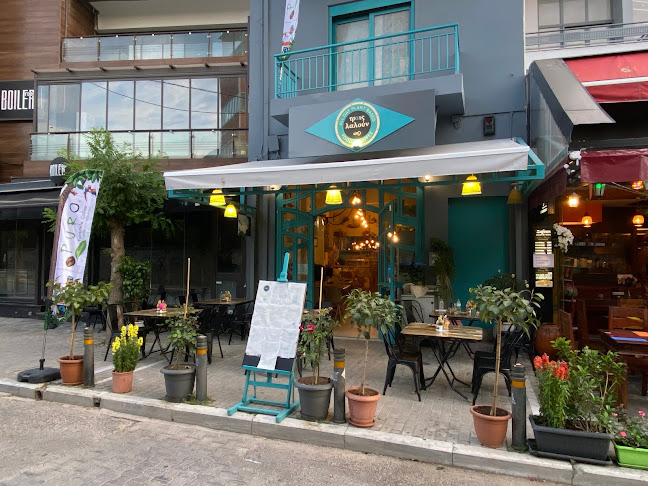 Ορφέως 4, Αθήνα 118 54