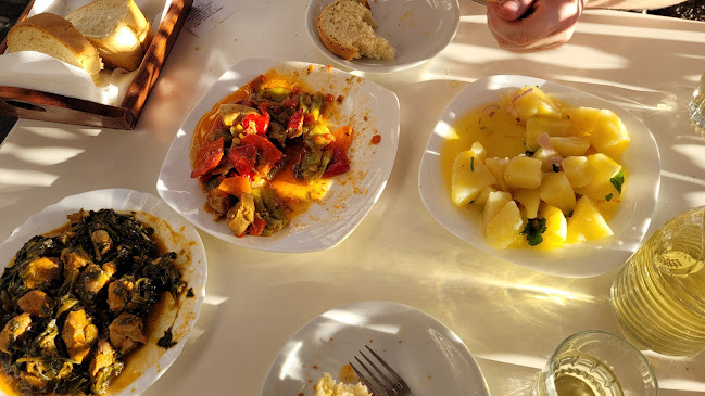 Opinii despre Καφέ-Ουζερί «Χασαπάκια» în Καλαμπάκα - Γαστρονομία και φιλοξενία