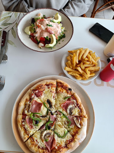 Manolis Place - Γαστρονομία και φιλοξενία