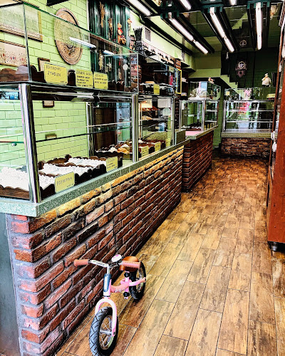 Λεωφ. Δημοκρατίας 327, Αλεξανδρούπολη 681 31