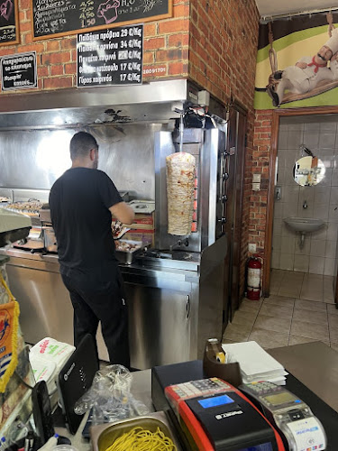 Δημοκρατίας 251, Αγριά 373 00