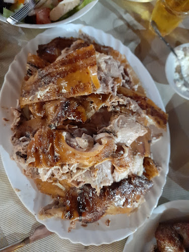 Το Μπαλκόνι - Γαστρονομία και φιλοξενία