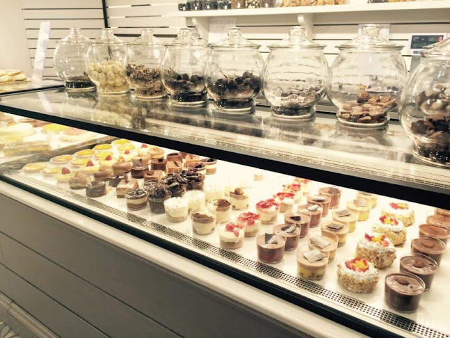 Kentriki diastavrosi, Paros 844 00