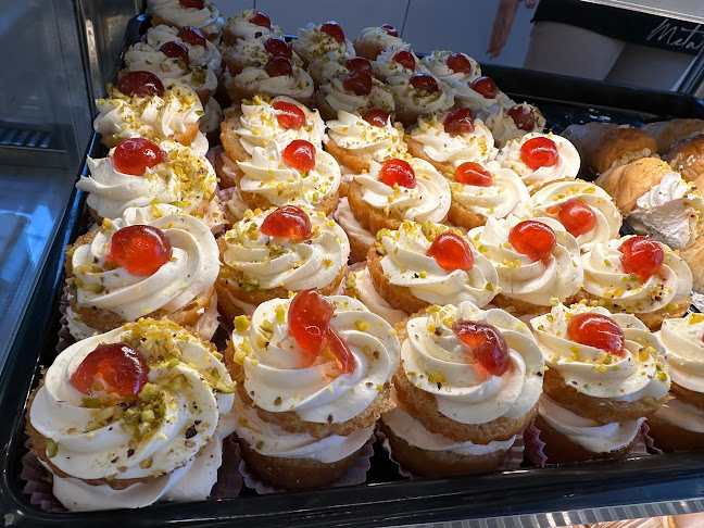 METALIKIS bakery catering