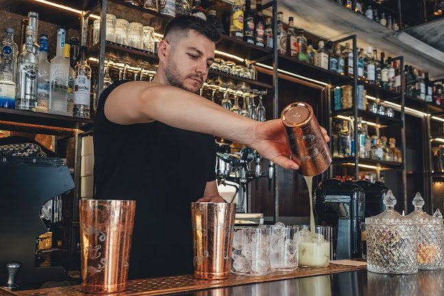 Comentarii opinii despre Sway Cocktail & Food Bar Corfu